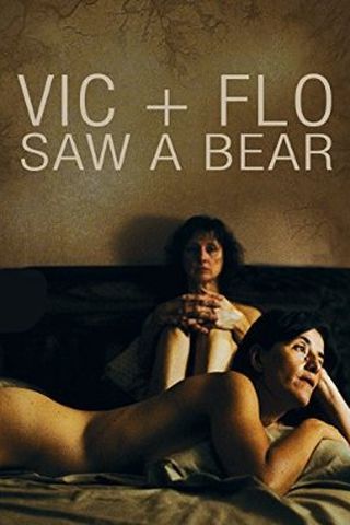 Vic+Flo Viram um Urso