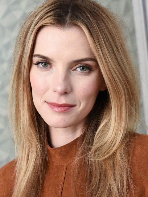 Betty Gilpin