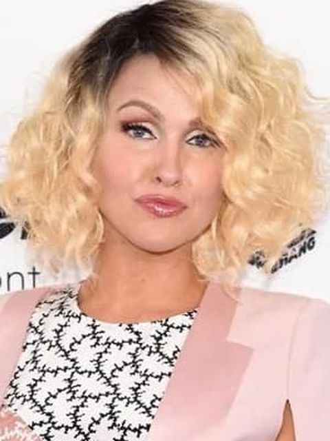 Jenn Lyon