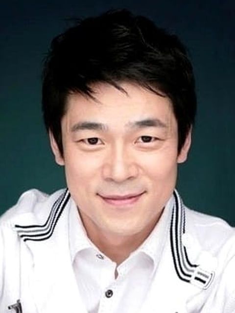 Seung-Joon Lee