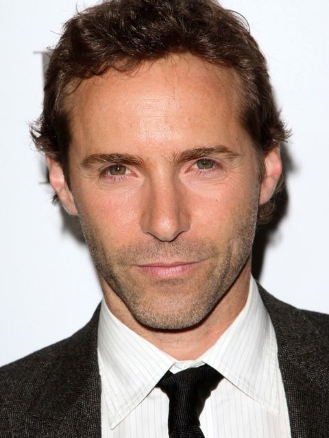 Alessandro Nivola