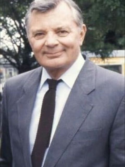 Peer Schmidt