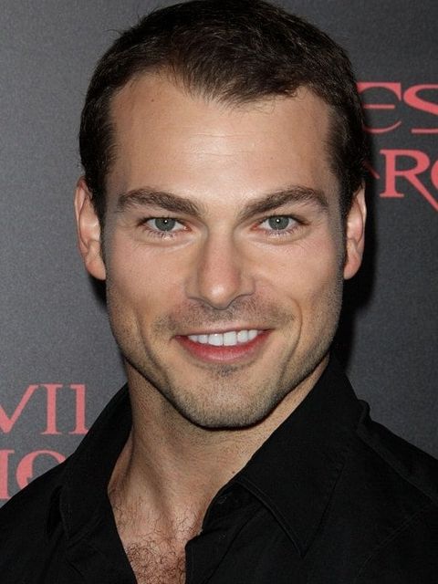 Shawn Roberts