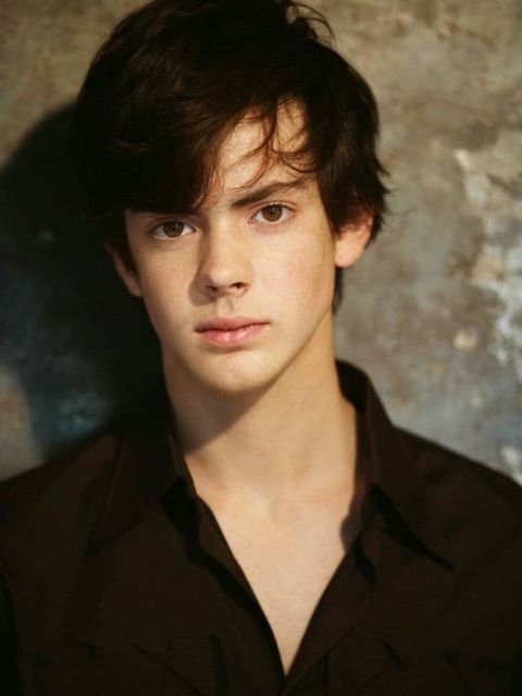 Skandar Keynes