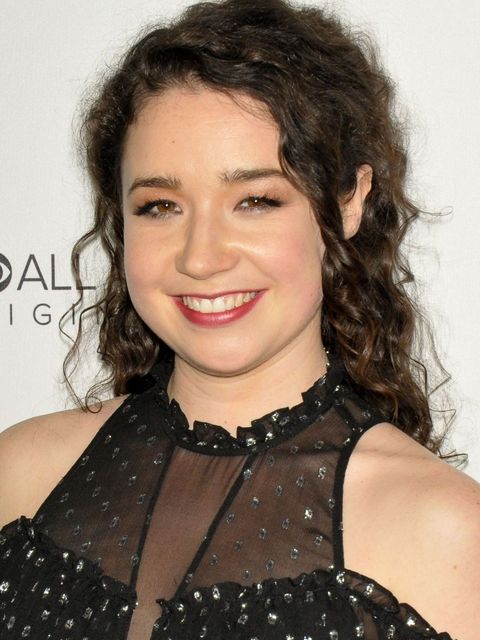 Sarah Steele