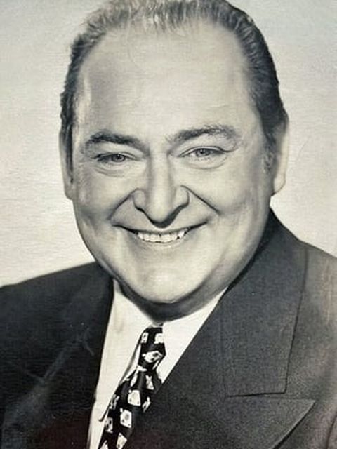 Edward Arnold