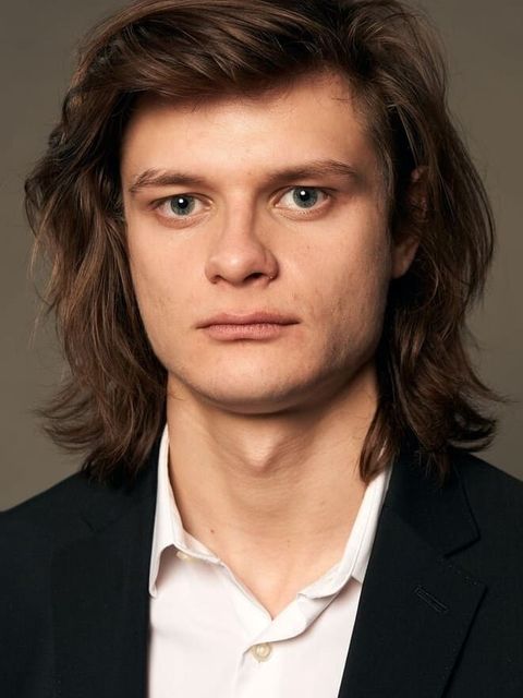 Charlie Tahan