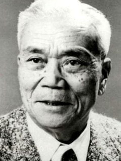 Tokue Hanazawa