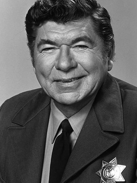 Claude Akins