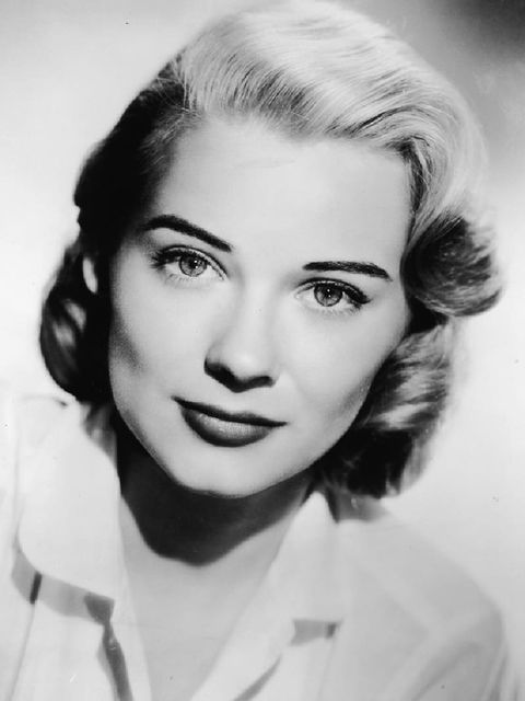 Hope Lange