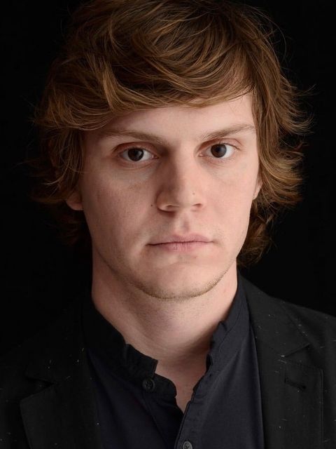 Evan Peters