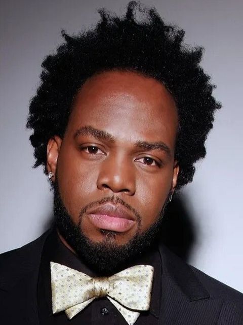 Dwele