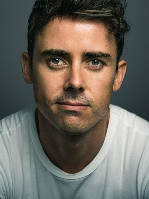 Julian Curtis