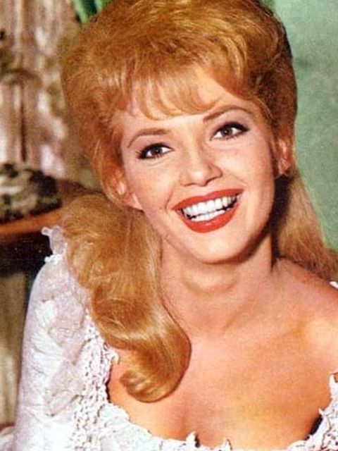 Ruta Lee