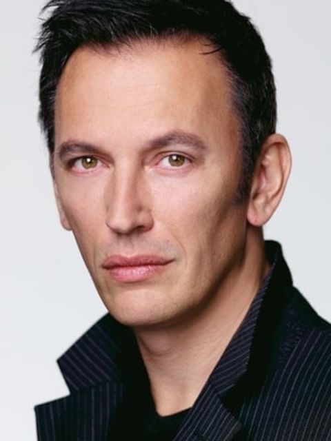 Steve Valentine