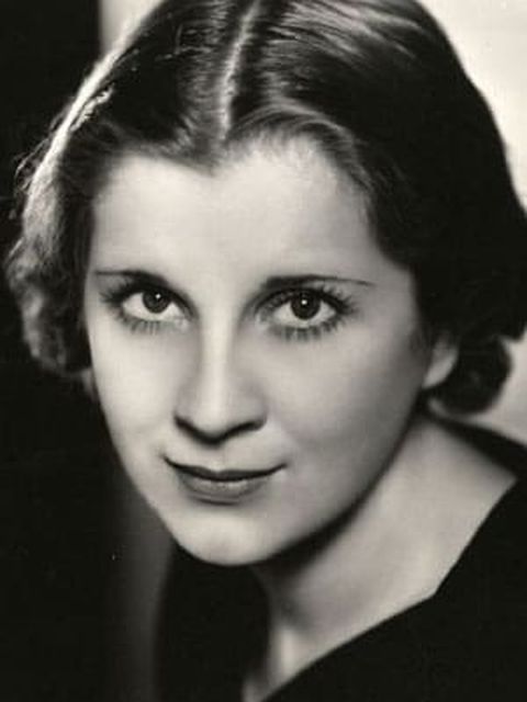 Diana Wynyard