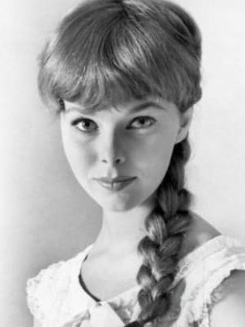 Anne Helm