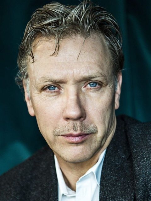 Mikael Persbrandt