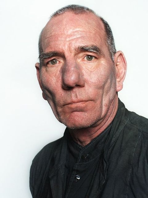 Pete Postlethwaite