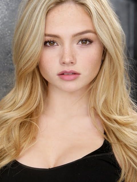 Natalie Alyn Lind