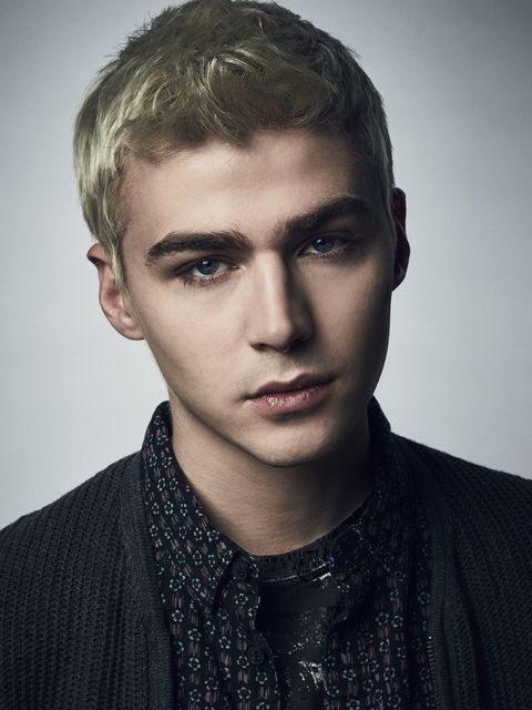 Miles Heizer