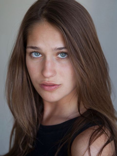 Lola Kirke