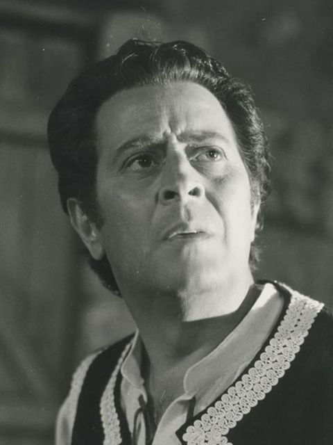 Nikos Kazis