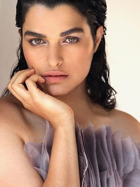 Eve Harlow