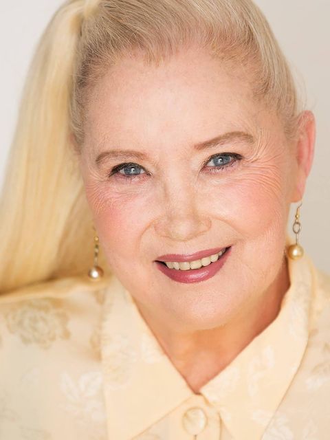 Sally Kirkland