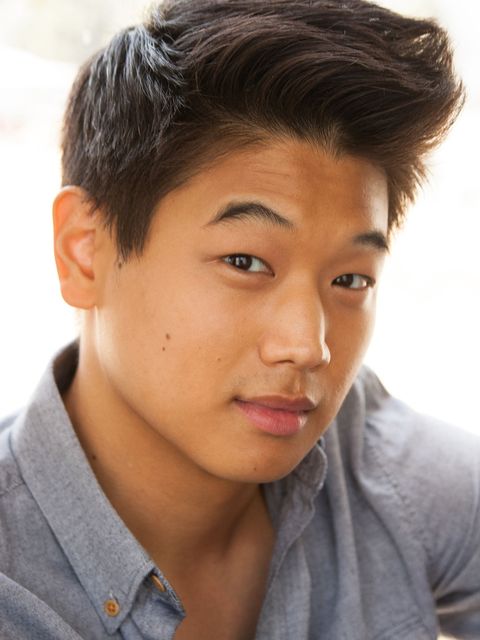 Ki Hong Lee