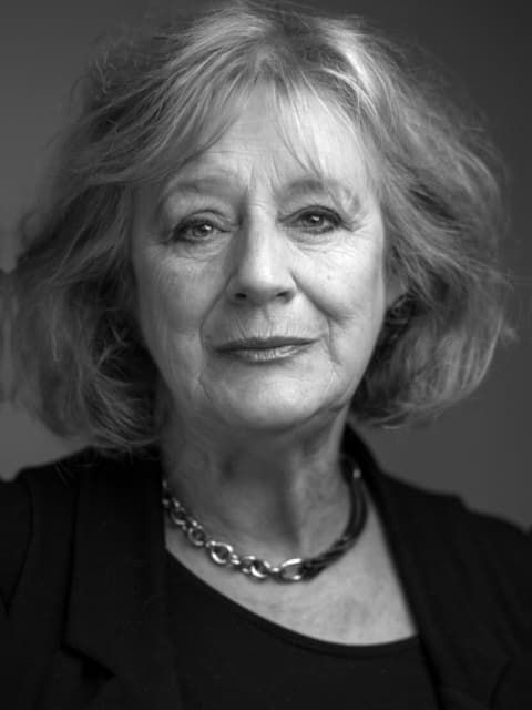 Maggie Steed