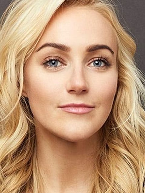 Betsy Wolfe