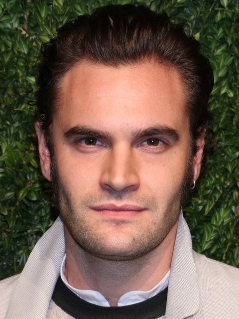 Tom Bateman