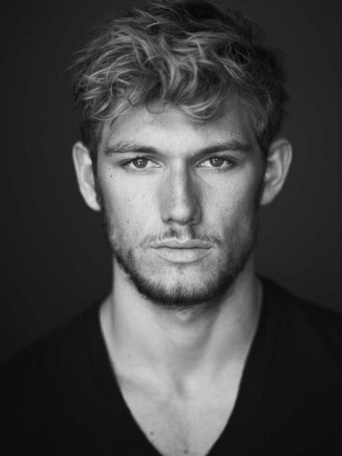 Alex Pettyfer