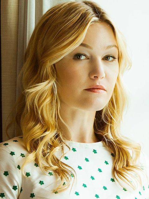 Julia Stiles